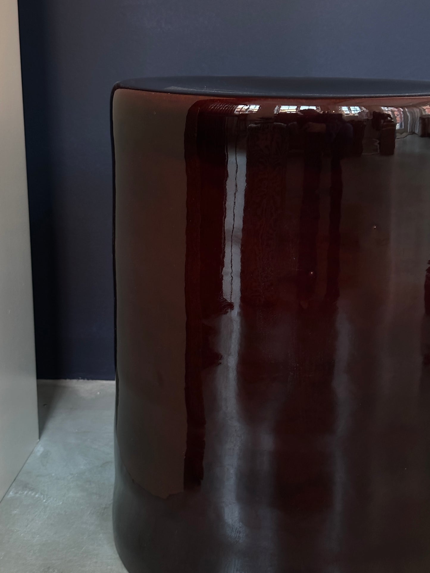 Sidebord i keramik, Brun Pawn