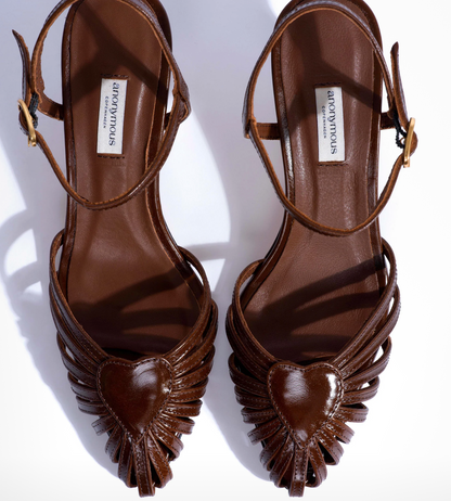 Keesha Stiletto, Caramel Brown